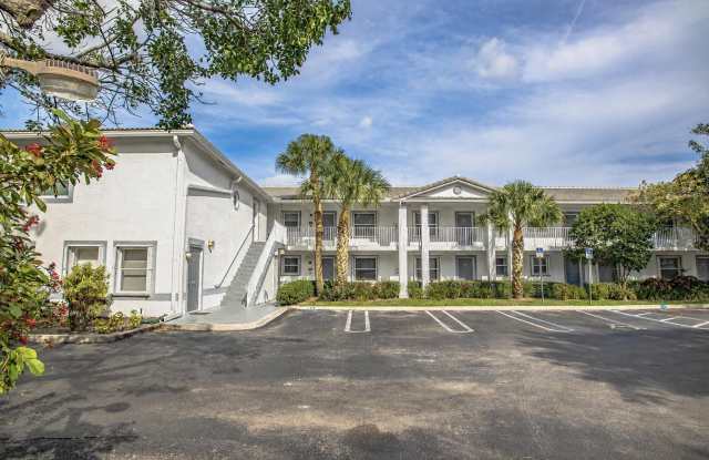 9013 NW 38th Drive