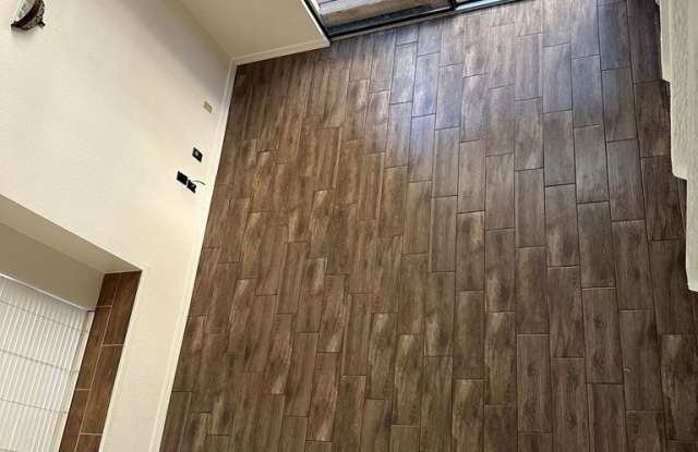 1475 Brittany Lane unit: 8