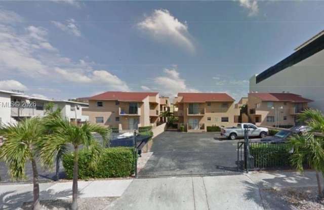 1235 NW 6th St