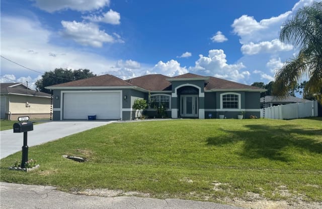 2711 10th Street SW - 2711 10th Street Southwest, Lehigh Acres, FL 33976