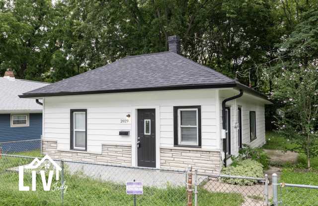 2029 East 44th Street