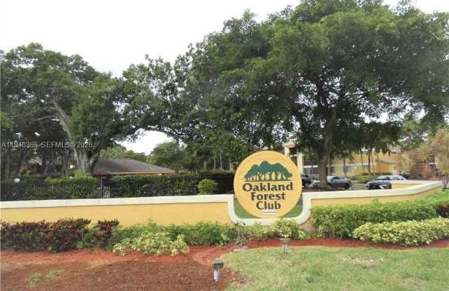 3017 N Oakland Forest Dr