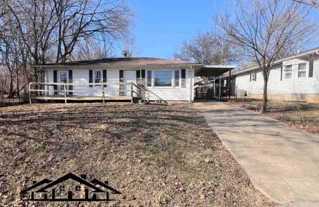Cozy Home Located In Downtown Waynesville
