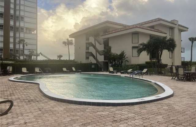 4100 N A1A Highway unit: 325