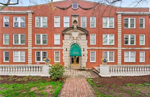 2840 Peachtree Road NW unit: 312