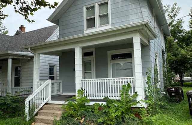 Photo of Section 8 Vouchers accepted for 2 Bedroom / 1 Bathroom House