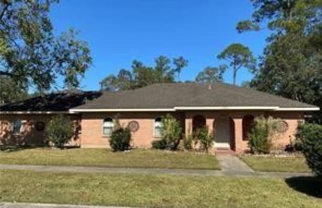 1302 FREMAUX Avenue - 1302 Fremaux Avenue, Slidell, LA 70458