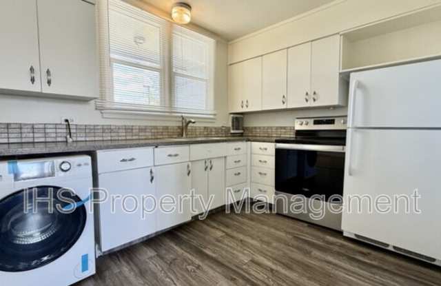 1211 George Washington Way