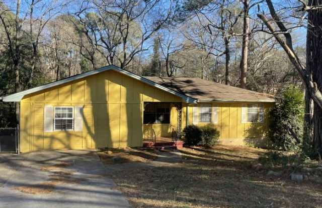 2902 Knollview Drive