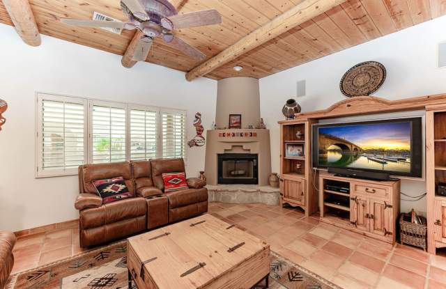 Photo of 1831 Gold Dust Dr