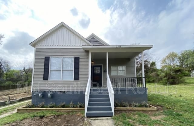 2208 Rock St B - 2208 Rock Street, Little Rock, AR 72206