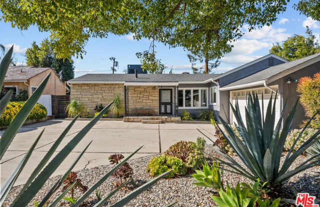 Photo of 5127 Gaynor Ave