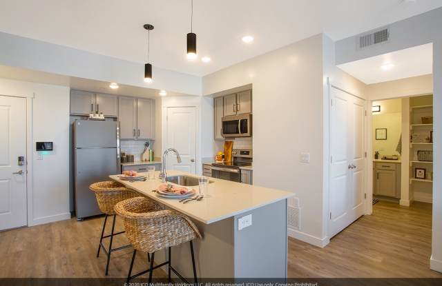 590 N Station Pkwy Unit D31