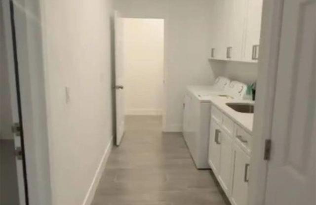 632 Indian Creek Lane