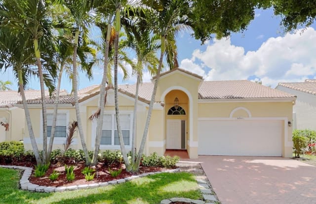 10162 Aspen Way - 10162 Aspen Way, Palm Beach Gardens, FL 33410