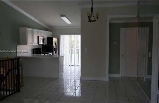 7762 W 29th Way - 7762 W 29th Way, Hialeah, FL 33018