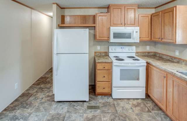 23 Coachlight Trailer Park