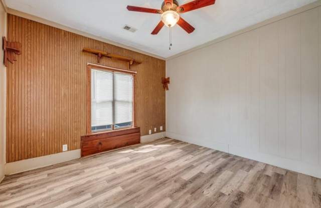 609 E Monterey Street