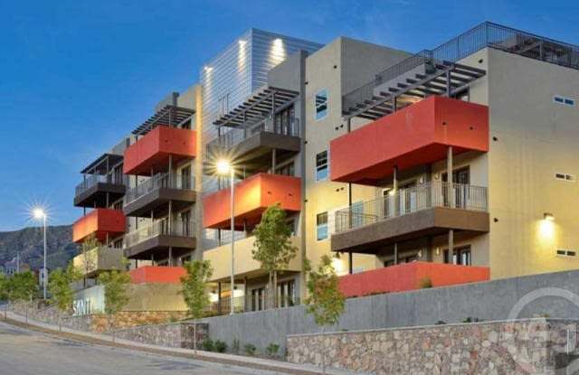 150 W Castellano Dr Unit E11