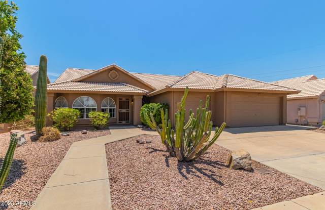 Photo of 4325 E MONTGOMERY Road