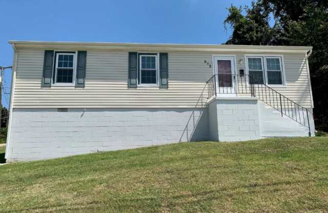 Photo of 603 S Jefferson St