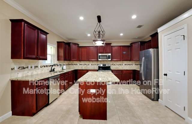 1202 Forest Heights Rd