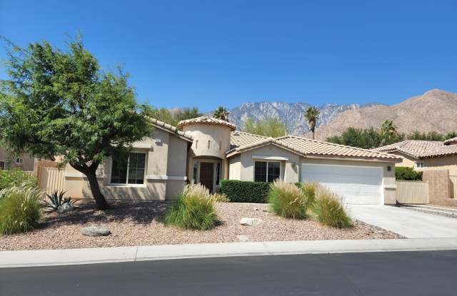 1141 Oro Ridge