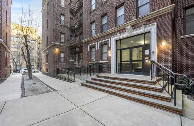 275 HARRISON AVE