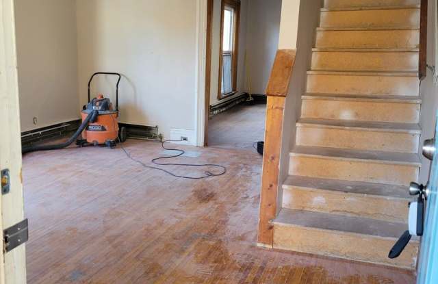 Single Family - 5 Bedroom