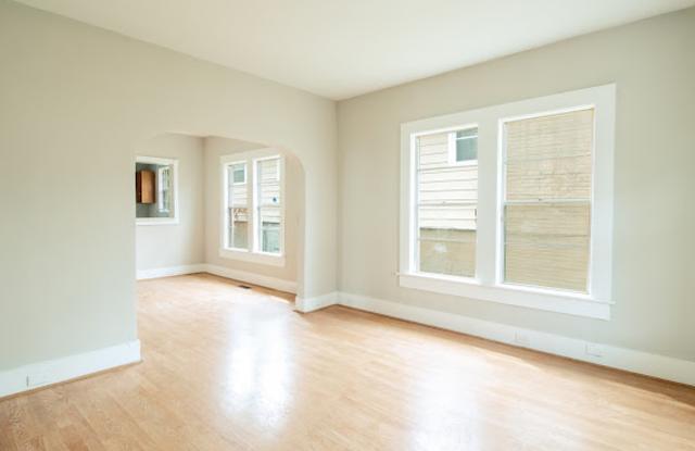 1711 Center Way South