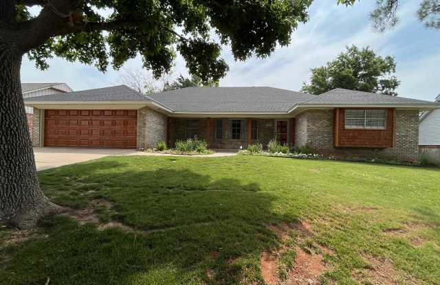 1304 Pine Oak Drive