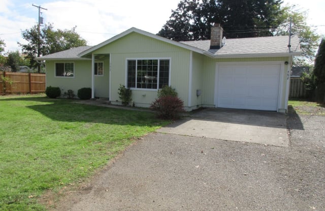 792 Dietz NE - 792 Dietz Avenue Northeast, Keizer, OR 97303