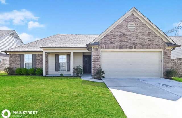 8770 Smith Ranch Drive - 8770 Smith Ranch Drive, Southaven, MS 38671