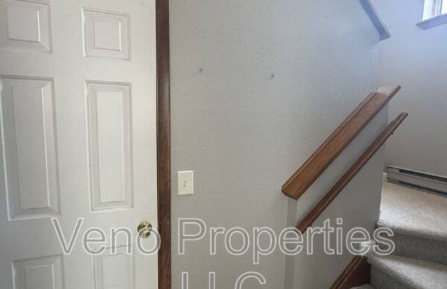 5213 Forest Point Dr S