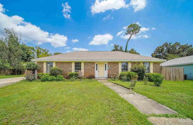 1085 Farmington Rd