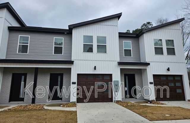 877 Felix Way
