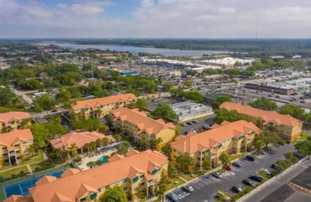 Stunning 1-Bedroom Condo in Seminole – Just 5 Minutes from the Beach!
