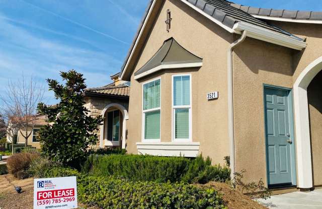 3521 Griffith Ave, Unit B