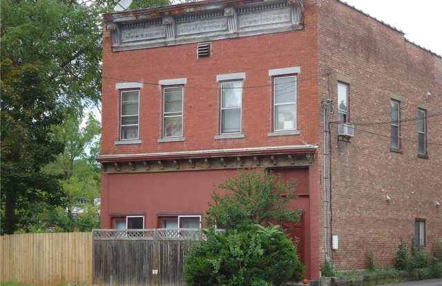 Photo of 165 Ulster Avenue unit: 7