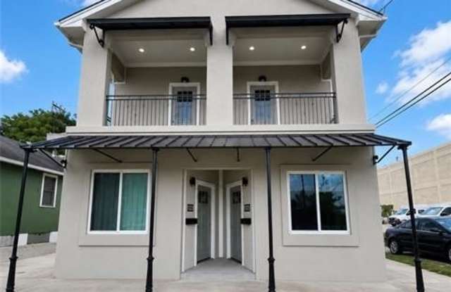 339 BERNADOTTE Street