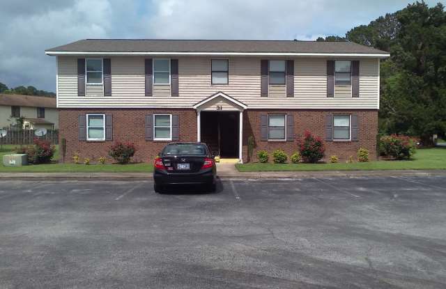 Coming Soon!   2 Bedroom, 1 Bath Downstairs Apartment