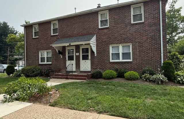 1 bedroom | 1 bath - Oaklyn, NJ - Nice Quiet Neighborhood