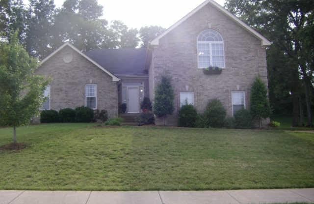 1013 Marshall St - 1013 Marshall Street, Hendersonville, TN 37075