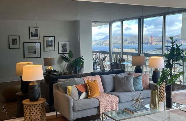 Photo of 1998 Broadway Apt 1503