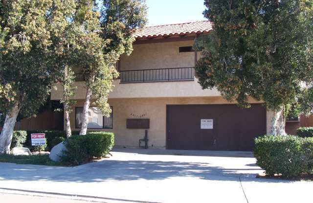 Photo of 4467-4481 MCCLINTOCK STREET