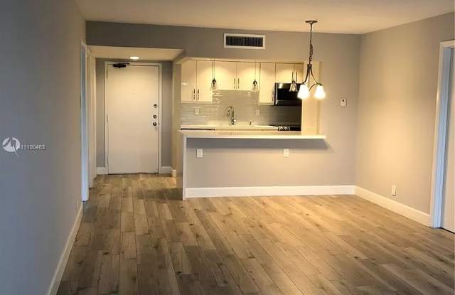 Photo of 240 Lakeview Drive