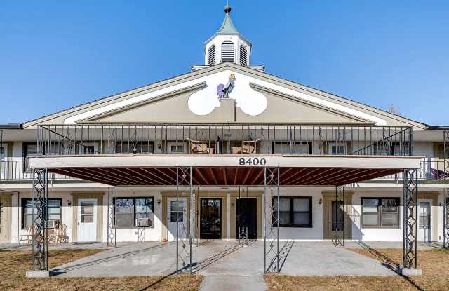 8340 Minnetonka Blvd - 001