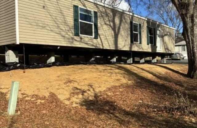 Photo of 928 Sharpe Road