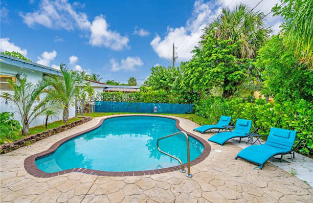 1165 SW 4th Terrace ., Pompano Beach, FL 33060