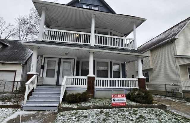 10602 Earle Avenue - Unit 3